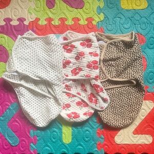 Hudson Baby Floral and Leopard Print Bib Set